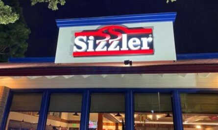 Sizzler Bets on Remodeling and Nostalgia to Spark a Restaurant Comeback